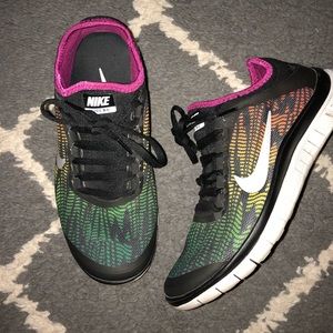 Cute NIKE Free 3.0. 6 1/2 sneakers